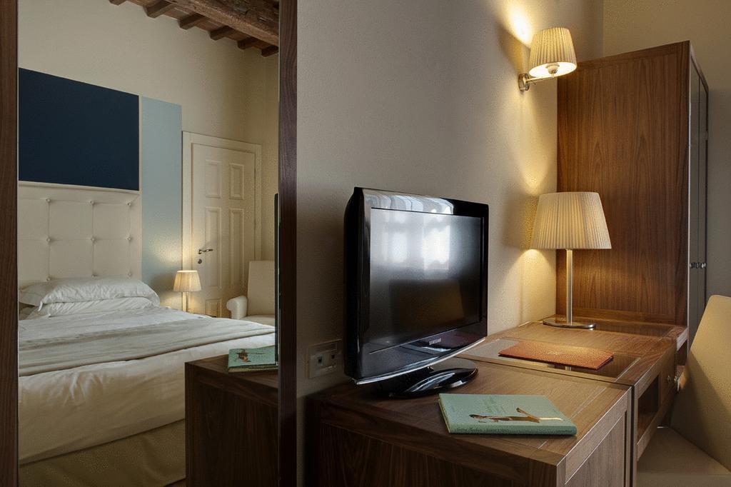 Hotel 500 Firenze Campi Bisenzio Rum bild